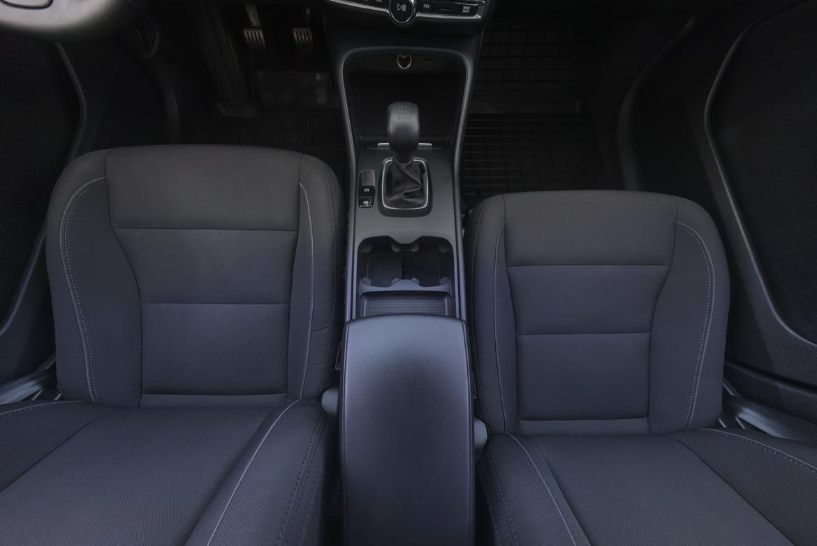 Volvo XC40 2022 - miniatyr 8