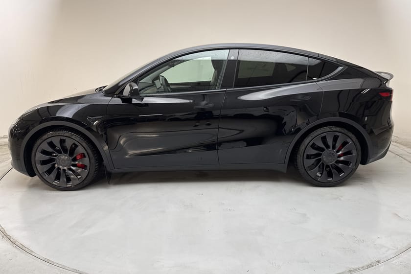 Bild 2 av Tesla Model Y Performance Dual Motor AWD Dragkrok