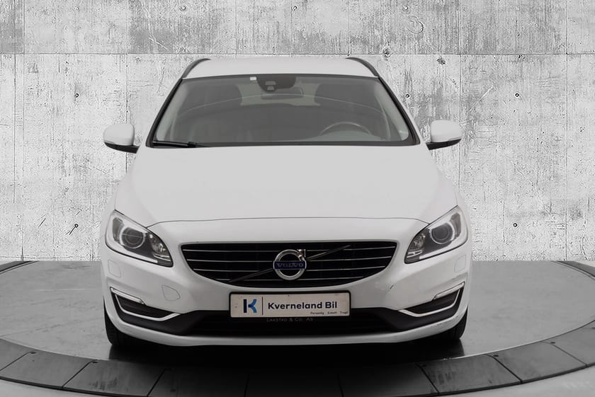 Bilde 3 av Volvo V60 D4 AWD 190hk Momentum H.Feste/Webasto