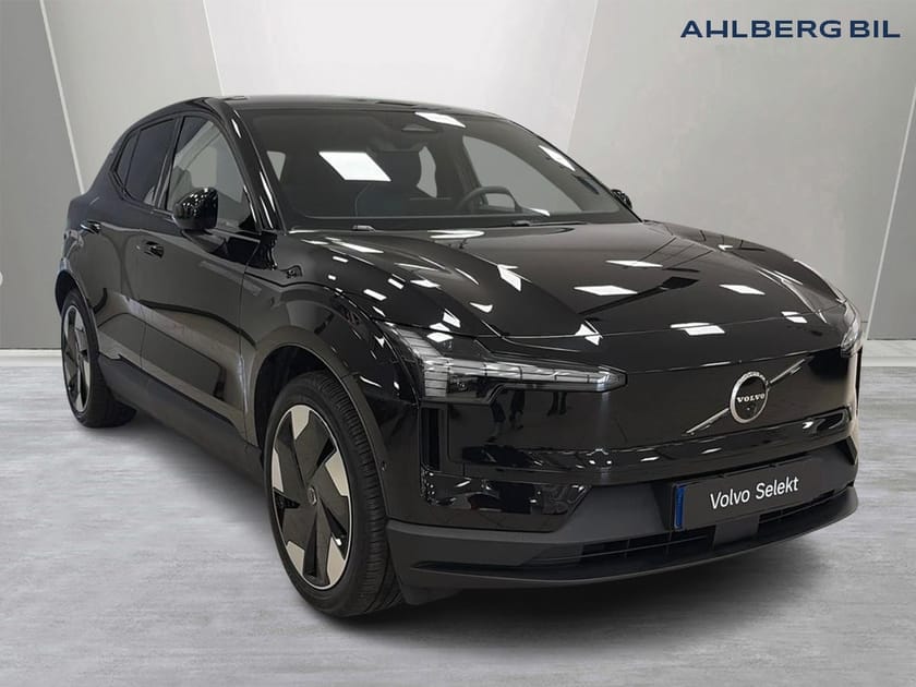 Bild 1 av Volvo EX30 Twin Motor Performance Ultra 🔵360 Kamera, Halvautomatisk Dragkrok, HarmanKardon, Panoramaglastak, Google Maps, Apple Carplay