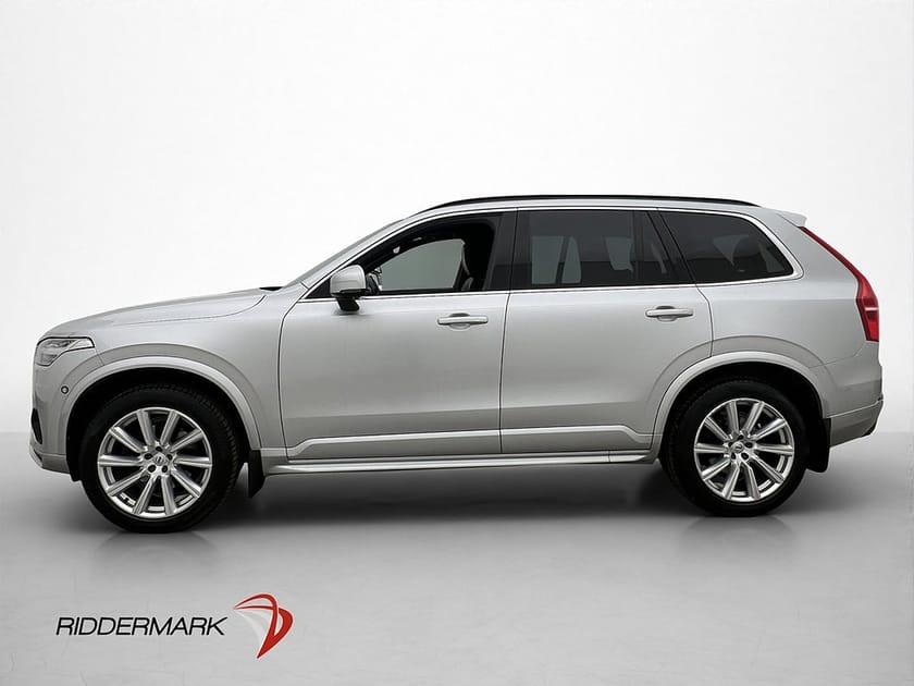 Bild 4 av Volvo XC90 D5 AWD R-Design 7-Sits VOC Pano H/K HuD Skinn