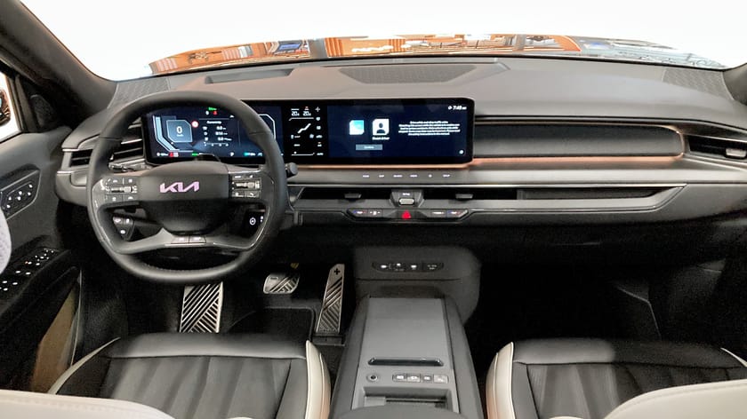 Bild 4 av Kia EV9 AWD GT LINE LONG RANGE 6 SITS *OMGÅENDE LEVERANS*