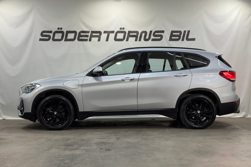 Bild 3 av BMW X1 xDrive25e SPORT LINE HEAD-UP GPS LÄDER