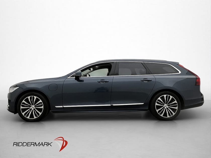Bild 4 av Volvo V90 Recharge T6 AWD Core Edt Kamera Skinn Drag MOMS