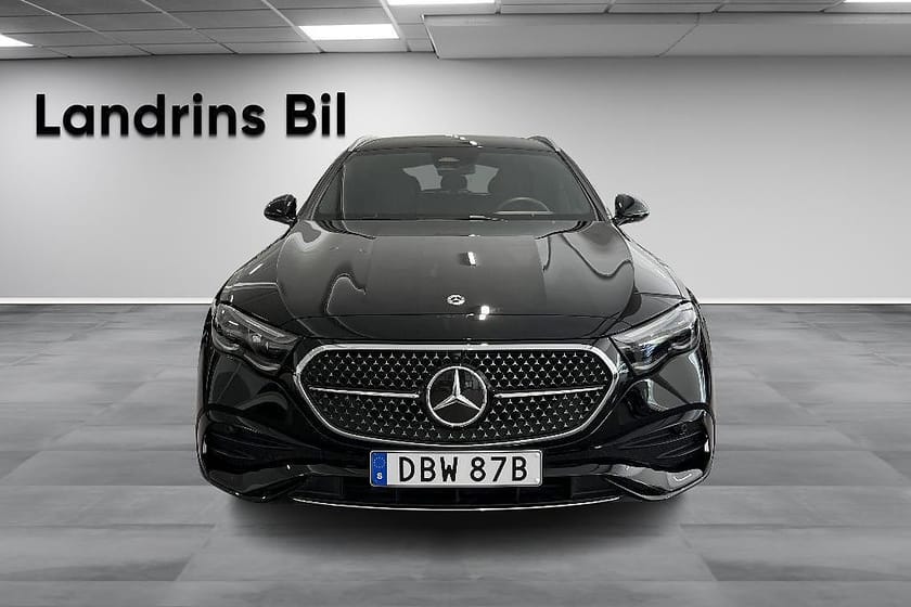 Bild 2 av Mercedes-Benz E 300 de 4MATIC T Kombi Laddhybrid AMG-Line
