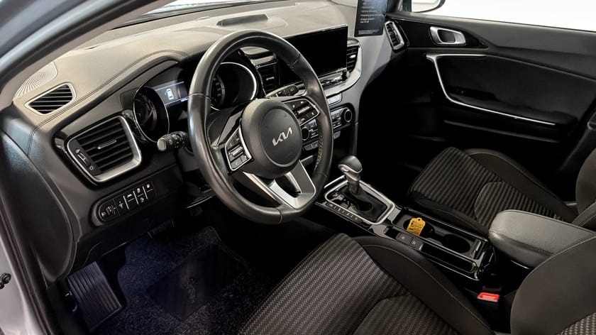 Bild 3 av Kia Ceed Sportswagon Plug-in Hybrid DCT, 141hk, ADVANCE