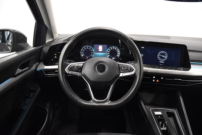 Bild 2 av Volkswagen Golf 1.0 Cockpit Adaptivf Rattvärme P-sensorer