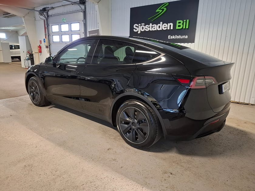 Bild 5 av Tesla Model Y Long Range AWD 77 kwh 514hk Adaptiv Farthållare Led GPS