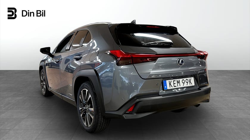 Bild 3 av Lexus UX 250h E-Four CVT 184hk/ Premium/nyservad
