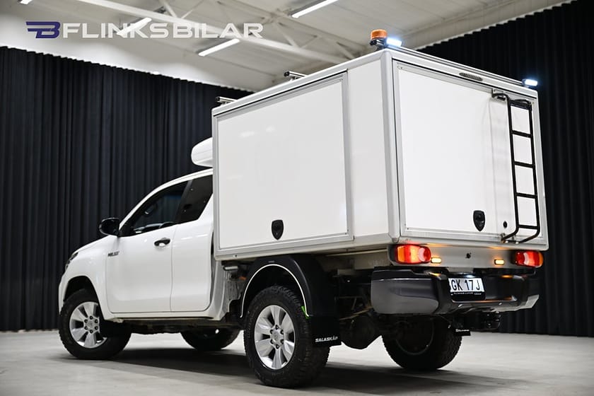 Bild 4 av Toyota Hilux Extra Cab 2.4 AWD 150HK Servicebil|Kåpa|Clayton|Leasbar|SeUtr!!