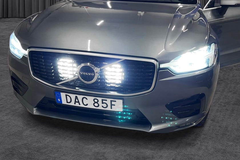 Bild 5 av Volvo XC60 D4 AWD R-Design *H&K/Drag/Navi/B-kamera*