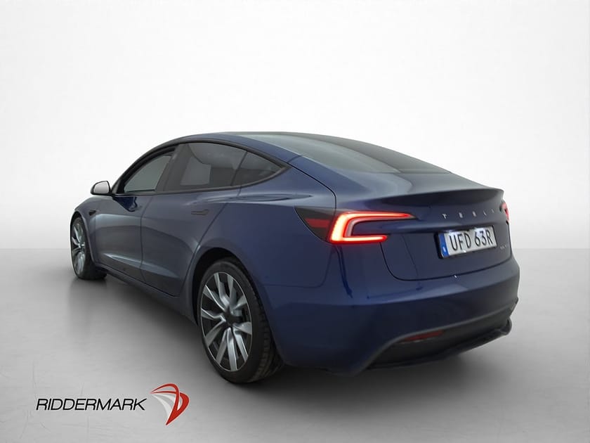 Bild 5 av Tesla Model 3 Long Range AWD Pano AP Ljus interiör Sv.Såld