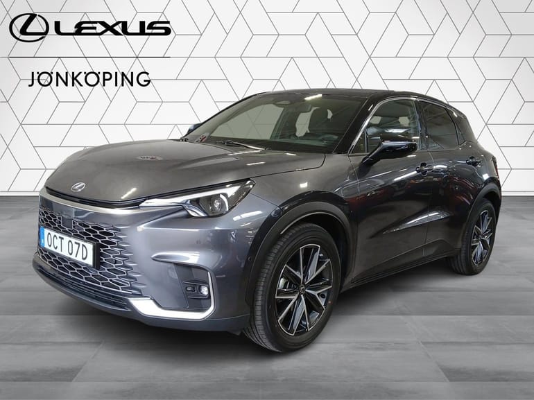 Lexus LBX 2025