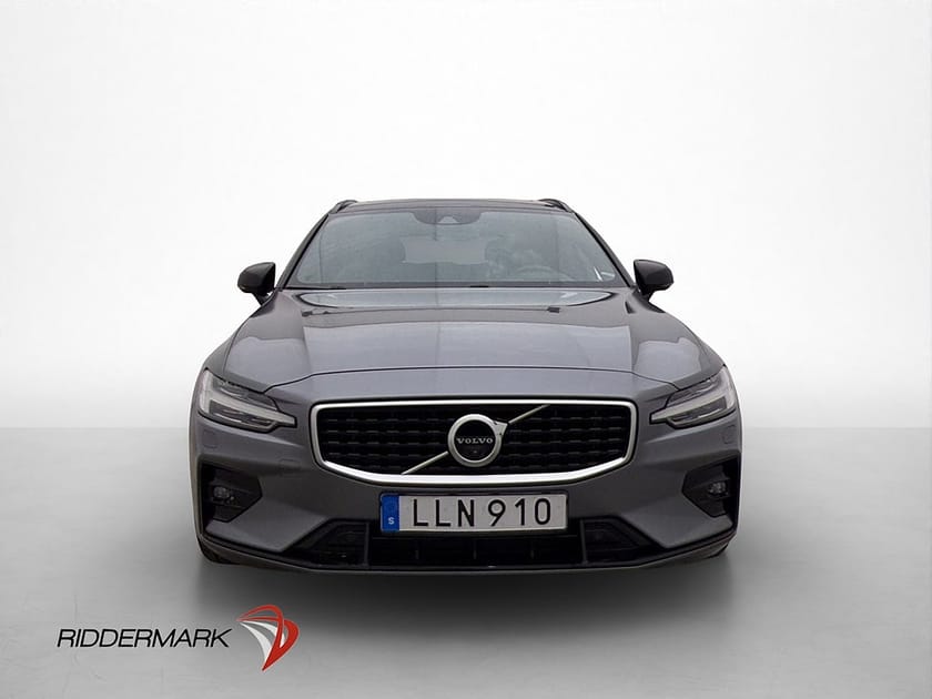 Bild 2 av Volvo V60 D4 R-Design Pano H/K HUD VOC Värmare 360° Skinn
