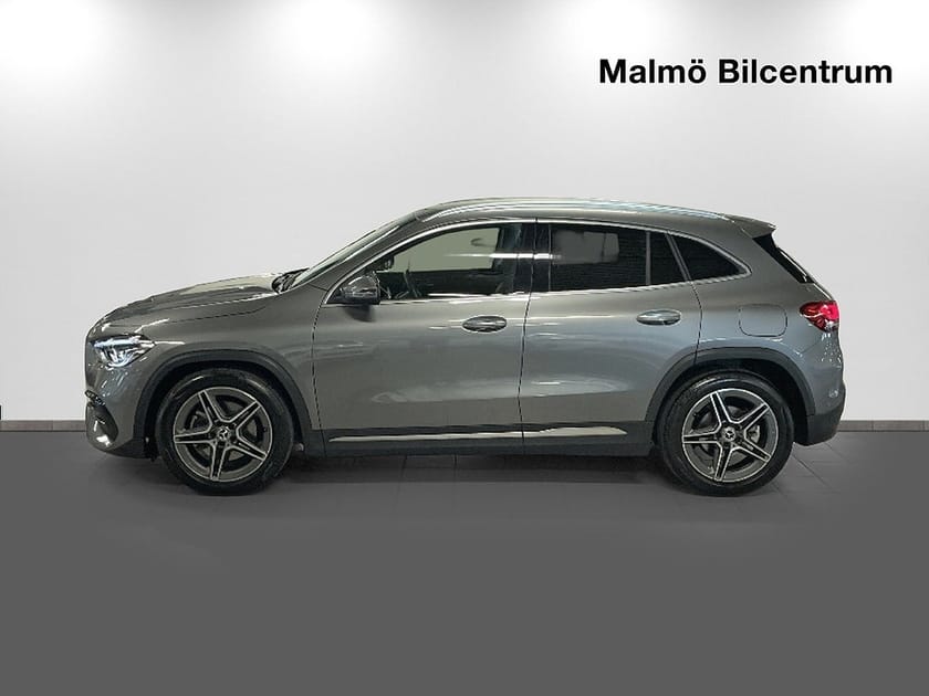 Bild 4 av Mercedes-Benz GLA 200 7G-DCT  163 hk AMG Line Dragkrok