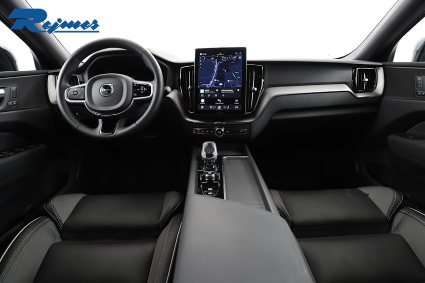 Bild 2 av Volvo XC60 T6 Plus Black Nordic Edition