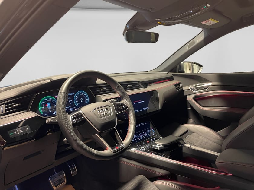 Bild 4 av Audi Q8 55 e-tron quattro / Edition S-line / 21Tum / Matri