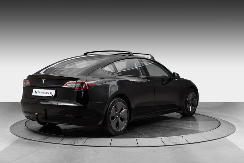 Bilde 5 av Tesla Model 3 Standard Range RWD/491KM WLTP/1 eier/Garanti/Panoramatak/Krok