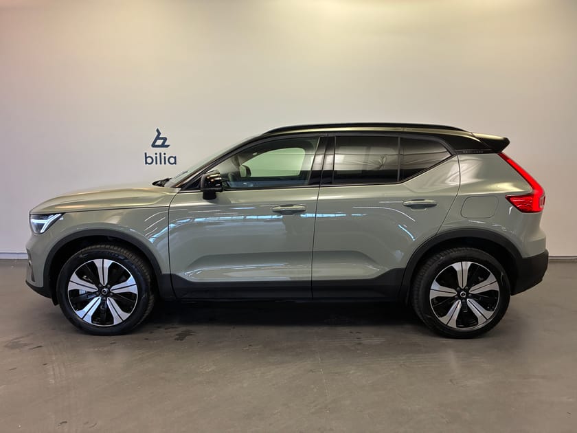 Bild 3 av Volvo XC40 Recharge Core / Keyless / Dragkrok / Backkamera / Navigation