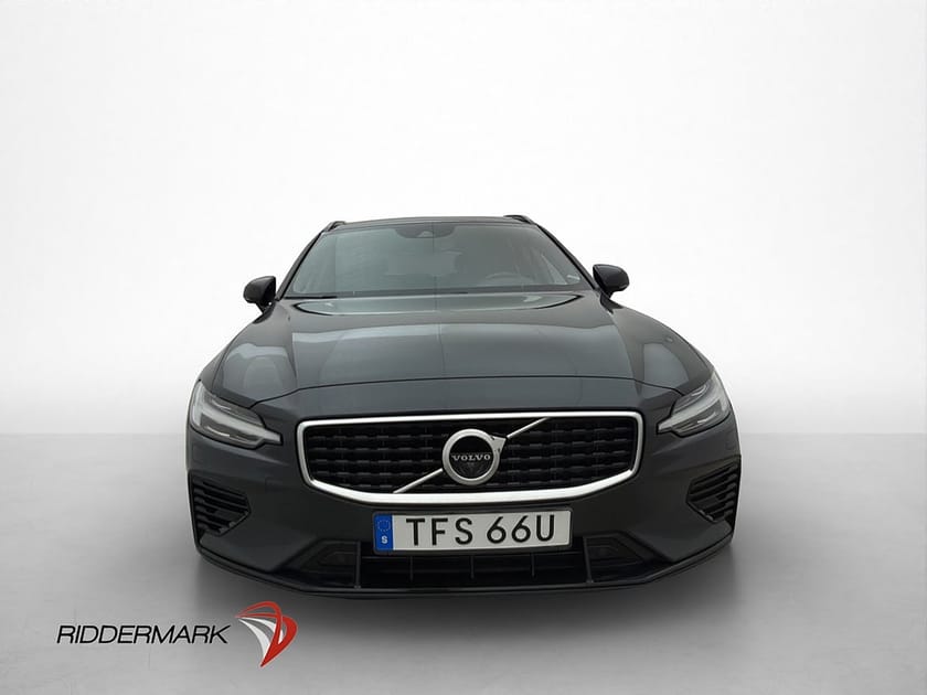 Bild 2 av Volvo V60 T6 AWD R-Design VOC H/K 360° HUD Skinn Navi Drag