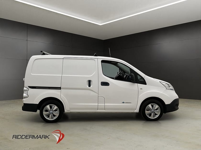 Bild 2 av Nissan e-NV200 Van 40kWh B-Kamera Farthållare Takräcke 1-Ägare