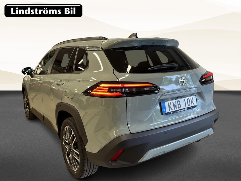 Bild 4 av Toyota Corolla Cross Hybrid AWD-i Style 2.0 197hk S&V-hjul MOMS