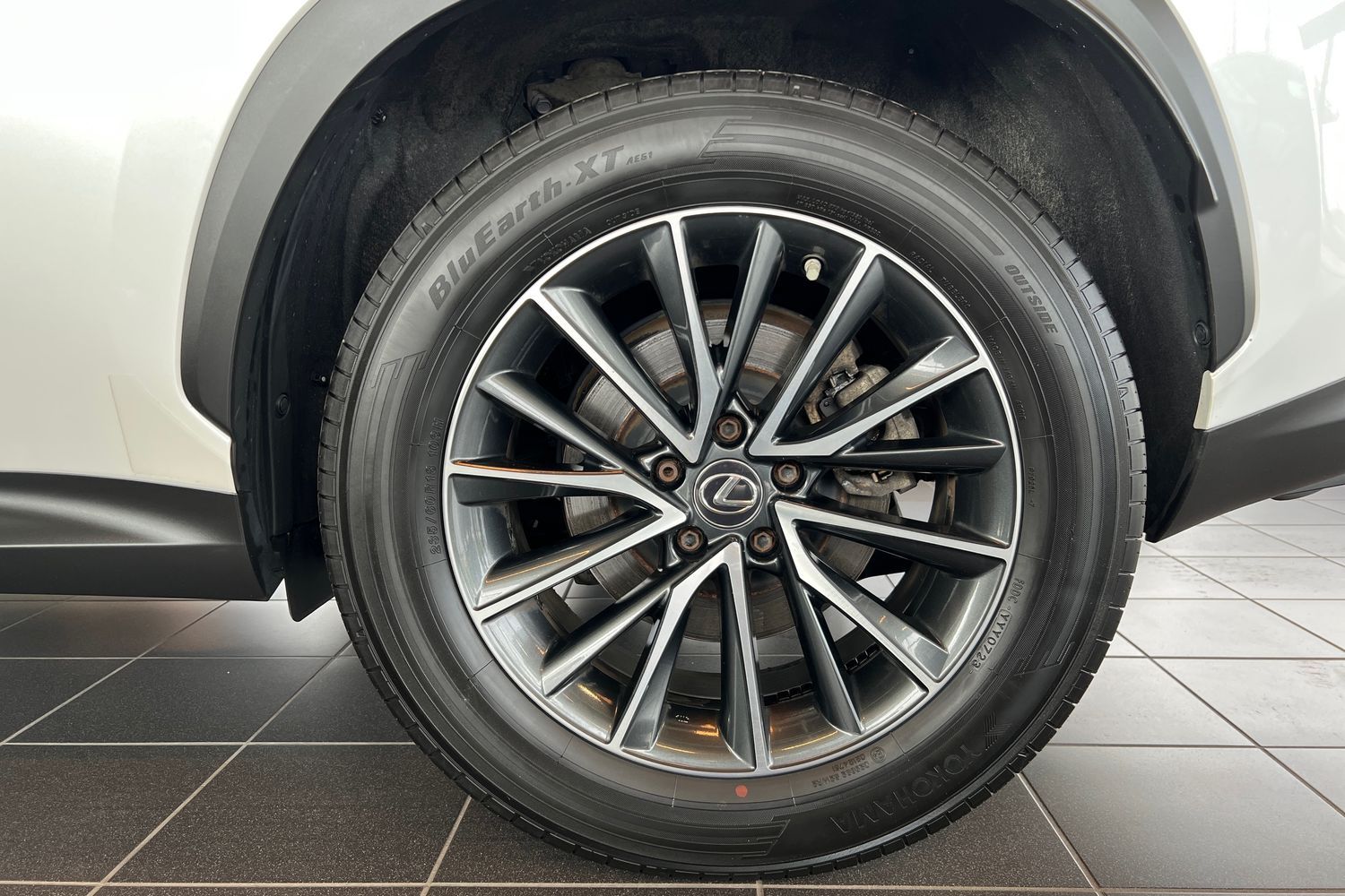 Lexus NX 450h+ E-CVT, 309hp, 2023