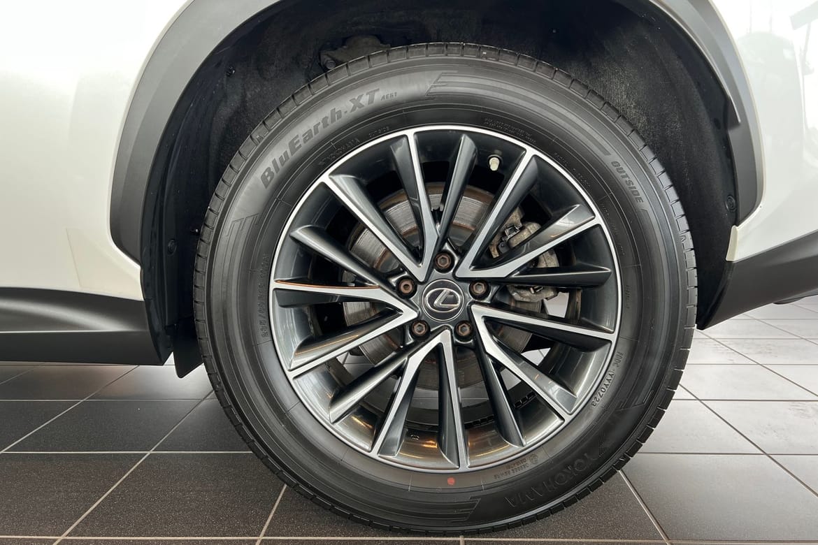 Lexus NX 450h+ E-CVT, 309hp, 2023