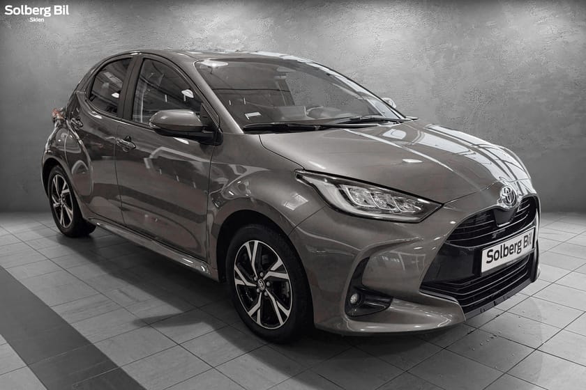 Bilde 3 av Toyota Yaris Hybrid 115 Active Tech/GARANTI/ OPPV.RATT/ R.KAMERA/ CARPLAY