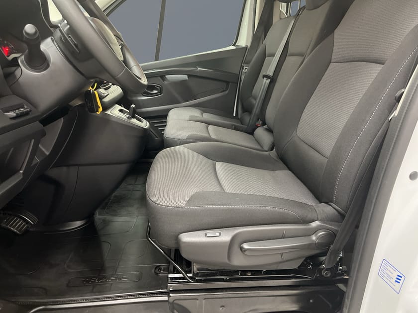 Bild 5 av Renault Trafic Passenger L2