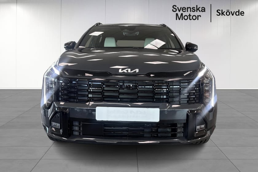 Bild 2 av Kia Sportage PHEV GT-LINE AWD FACELIFT LAGERBIL -DRAGVIKT 1 210 KG JULIKAMPANJ* FRIA VINTERHJUL