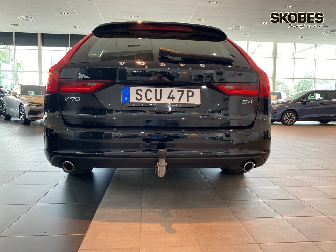 Volvo V90