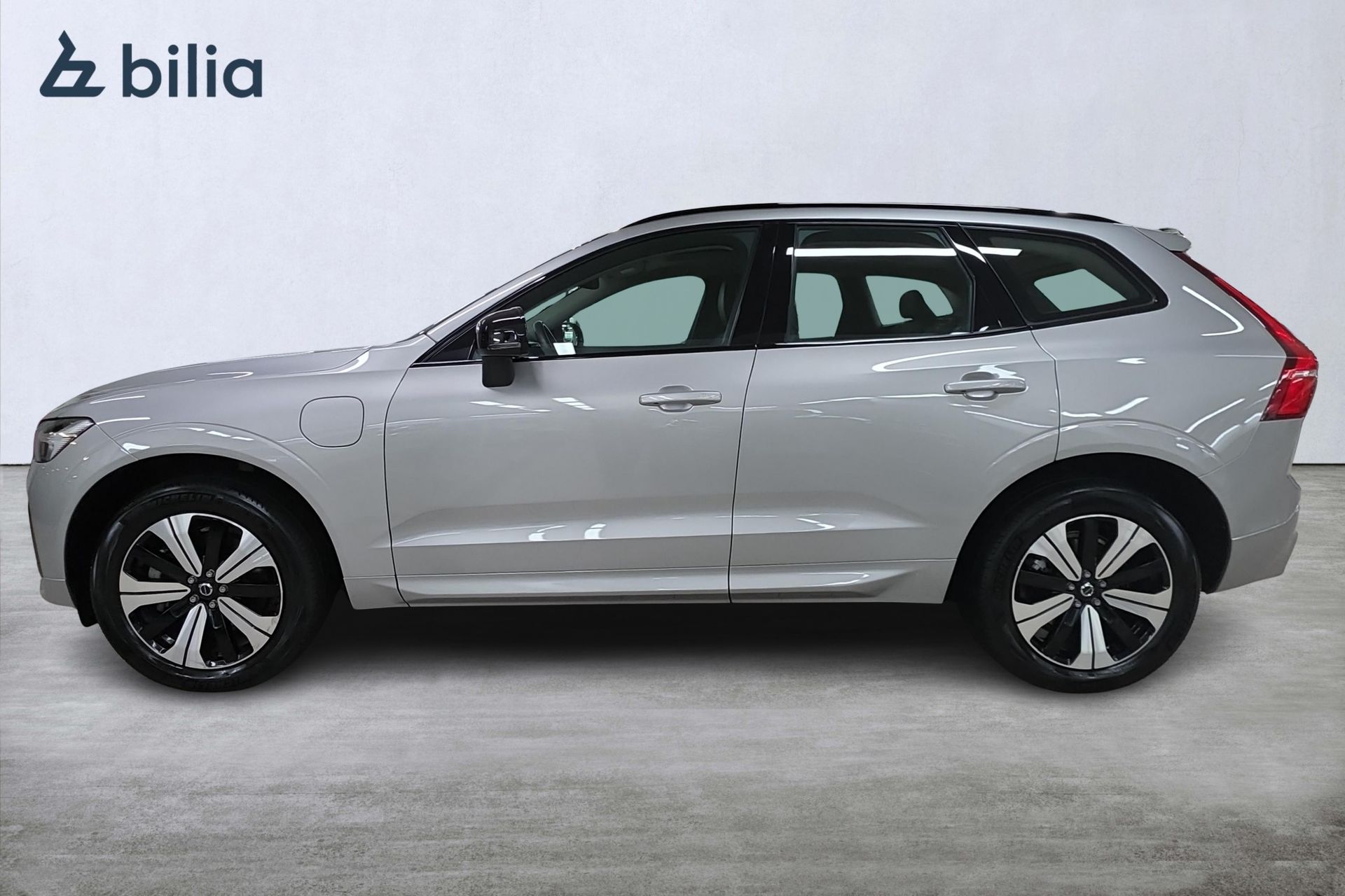 Volvo XC60 T6 Plus Dark Edition 2025, bild 3/10