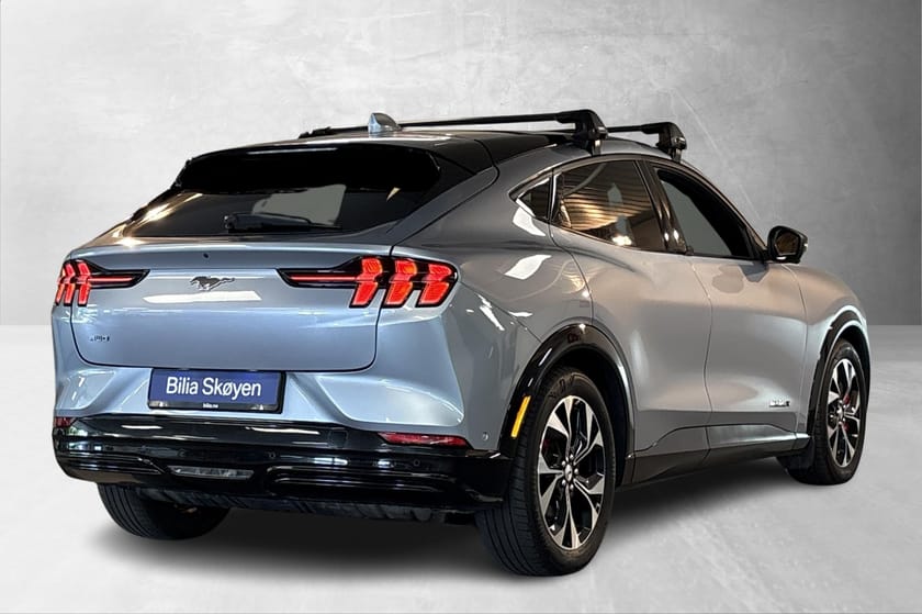 Bilde 3 av Ford Mustang Mach-E Long Range AWD AWD, El-seter, 360-kamera, 19" sommer