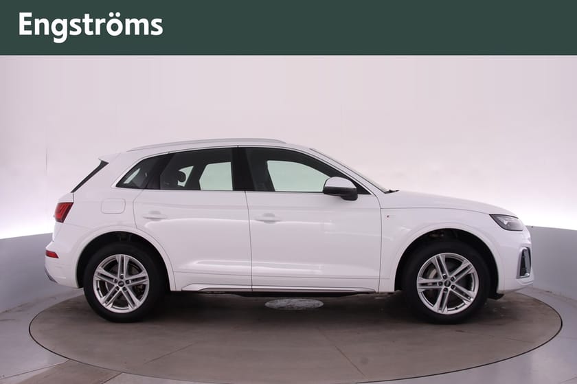 Bild 2 av Audi Q5 55 TFSI e quattro S-LINE 367hk