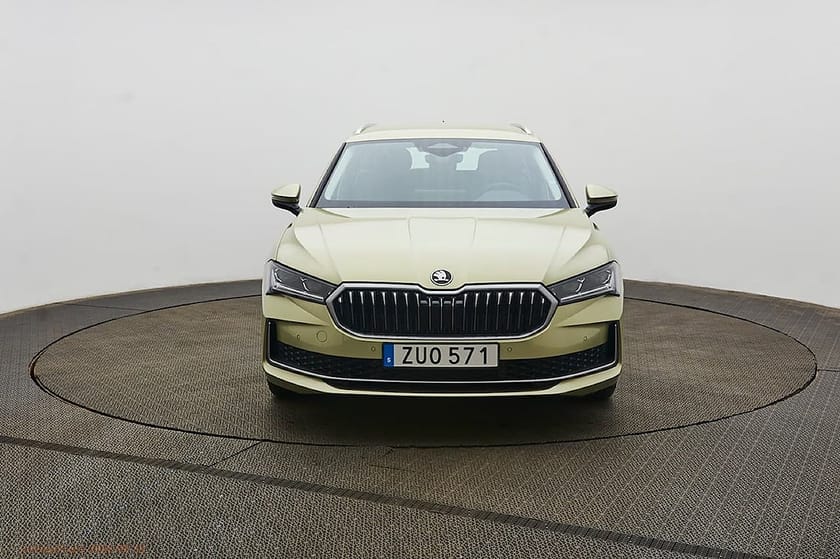 Bild 2 av Škoda Superb iV Kombi