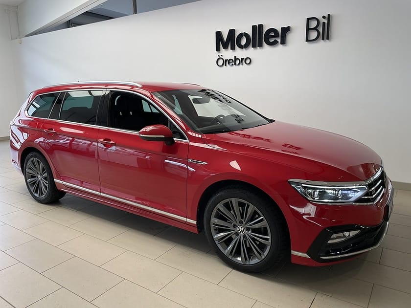 Bild 1 av Volkswagen Passat Sportscombi R-LINE2.0 TDI  4M 200HK|Drag|Värmare|B-kamera