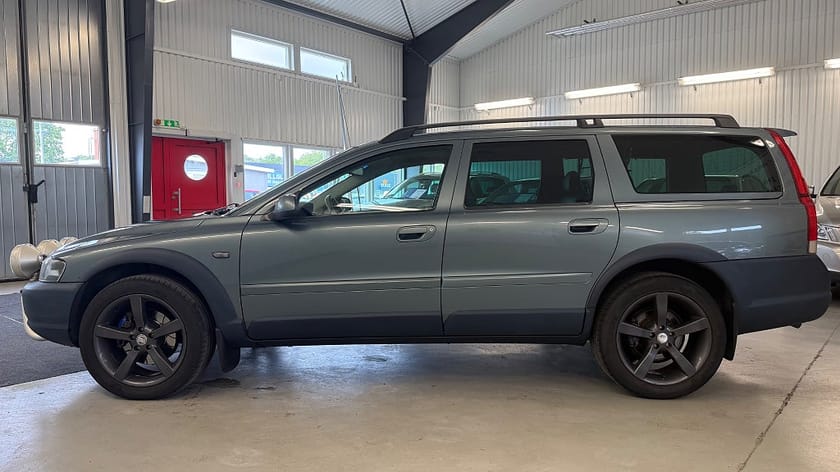 Bild 5 av Volvo XC70 2.5T AWD Automatisk, 210hk Business. *Välservad*