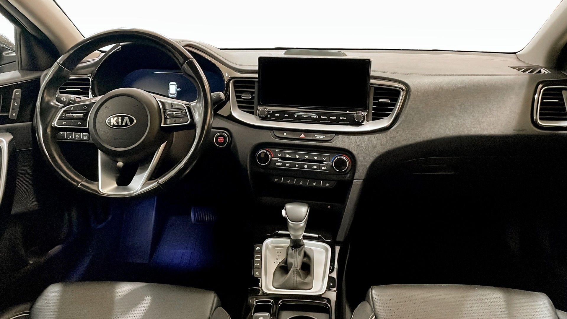 Kia Ceed 1.6 GDI Advance Plus 2021, bild 4/10
