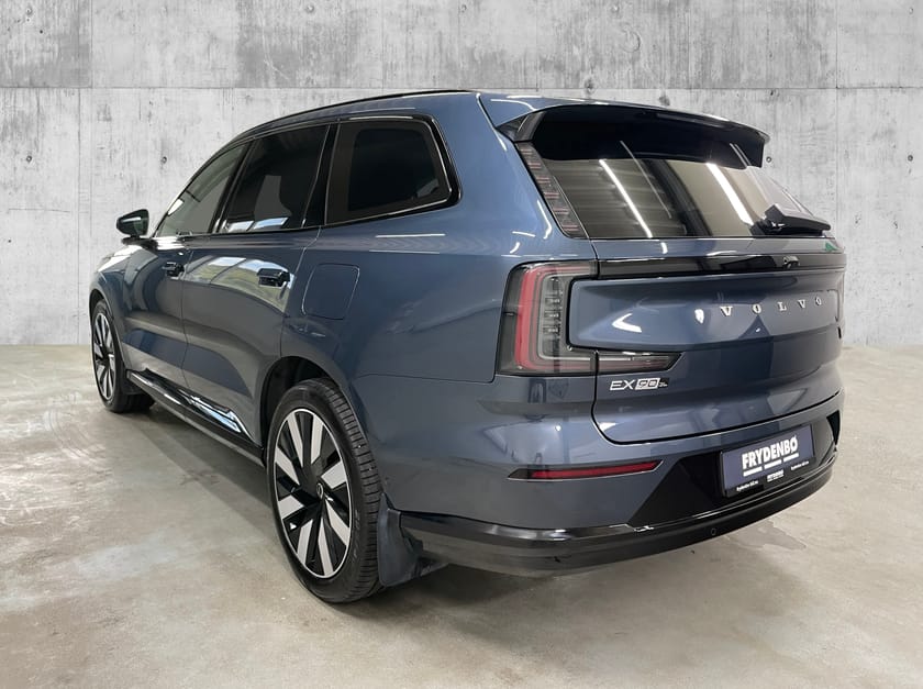 Bilde 4 av Volvo EX90 Twin Motor 7-seater Ultra KROK|21"|PILOT.ASSIST|7S++