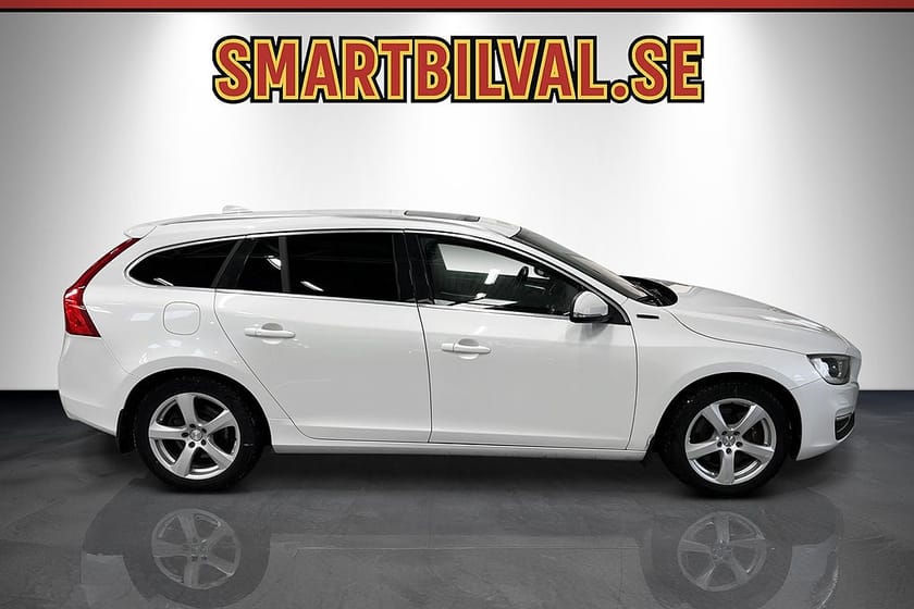 Bild 1 av Volvo V60 D5 Plug-in Hybrid AWD Summum Aut