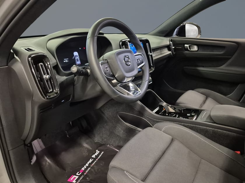Bild 5 av Volvo XC40 Recharge Extended Range Ultimate//360-Kamera//