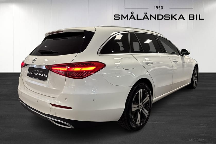 Bild 4 av Mercedes-Benz C 300 T e 9G-Tronic Avantgarde Drag 313hk