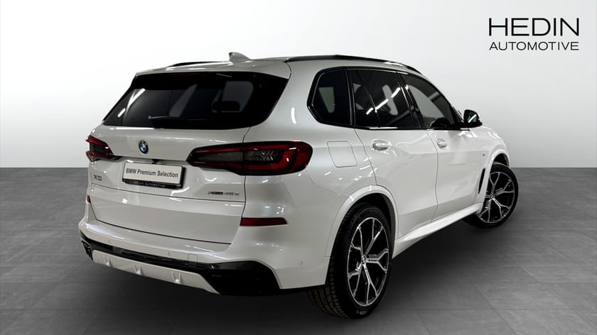 Bild 2 av BMW X5 xDrive45e iPerformance M Sport / Pano / H&K / Head-up