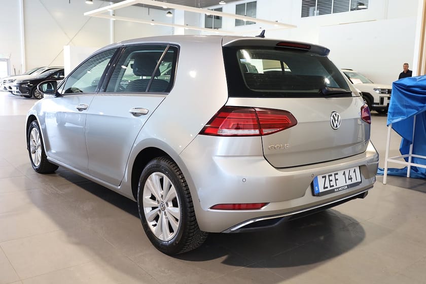 Bild 3 av Volkswagen Golf 5-dörrar 1.0 TSI AUT CarPlay PDC Pluspaket