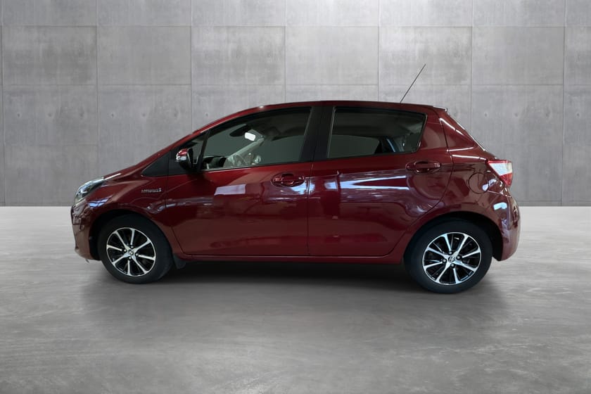 Bilde 2 av Toyota Yaris Hybrid 1.5 Bensin Automatgir (E-CVT) Active Go