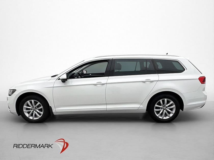 Bild 2 av Volkswagen Passat Sportscombi 1.5 TSI 150hk Cockpit Kamera CarPlay Drag