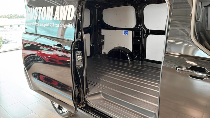 Bild 5 av Ford E-Transit Custom 340 AWD Sport 218HK / 308KM räckvidd/ Demobil Uppsala