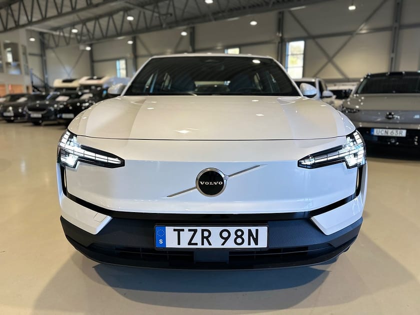 Bild 2 av Volvo EX30 Single Motor Extended Range 272hk 66kWh