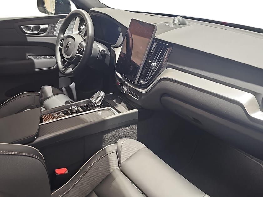 Bild 4 av Volvo XC60 T8 Plus Black Nordic Edition